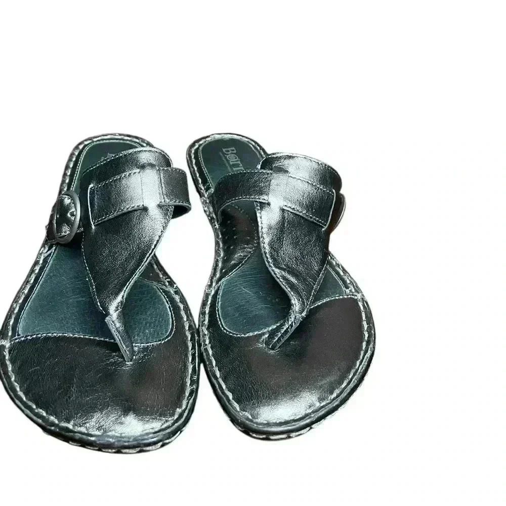 Born Womens Gun Metallic Silver T-Strap Buckle Leather Slip on Sandal, Sz 8 - Picture 8 of 8